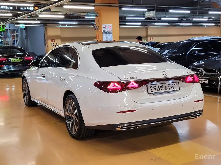 Mercedes-Benz E-Class 2024 E220d 4MATIC Exclusive