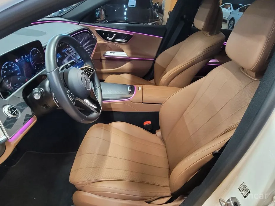 Mercedes-Benz E-Class 2024 E220d 4MATIC Exclusive