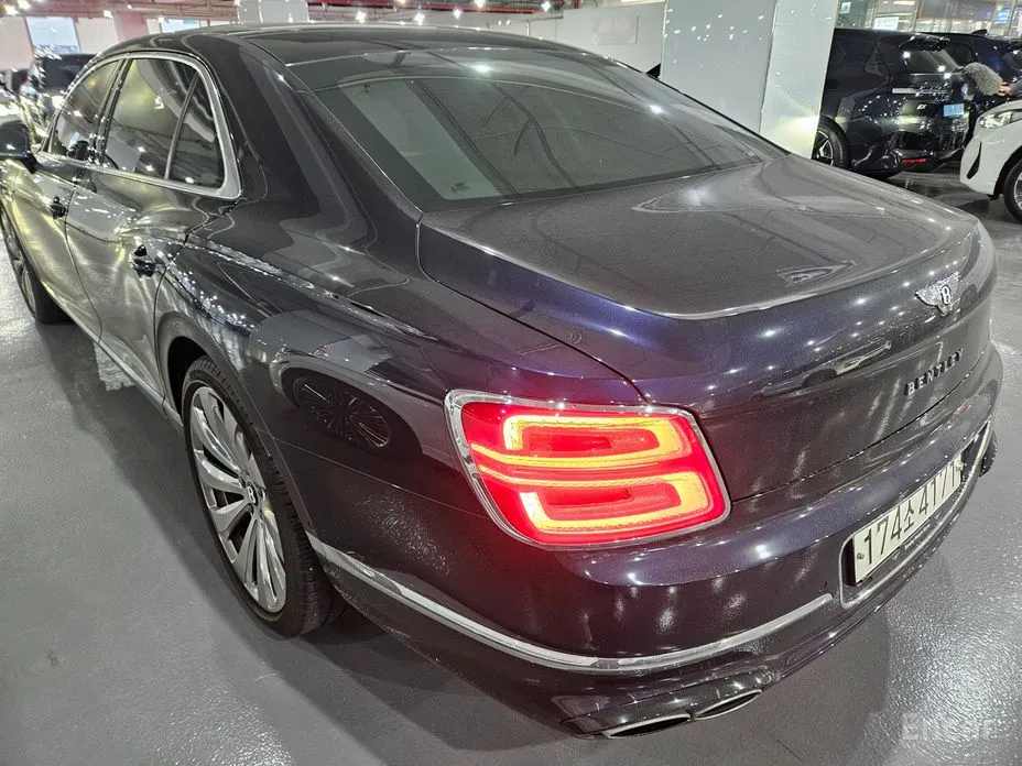 Bentley Flying Spur 2020 4.0