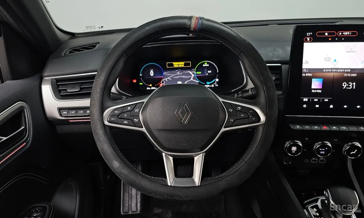 Renault Arkana 2024 1.6 E-TECH Iconic