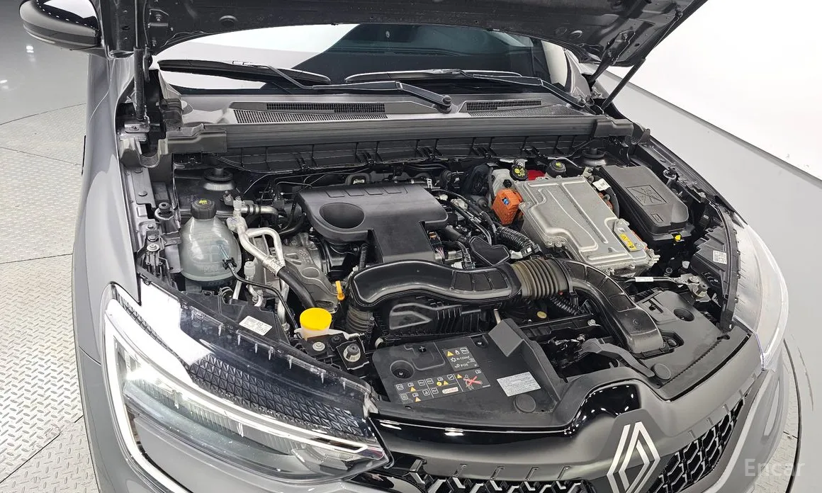 Renault Arkana 2024 1.6 E-TECH Iconic