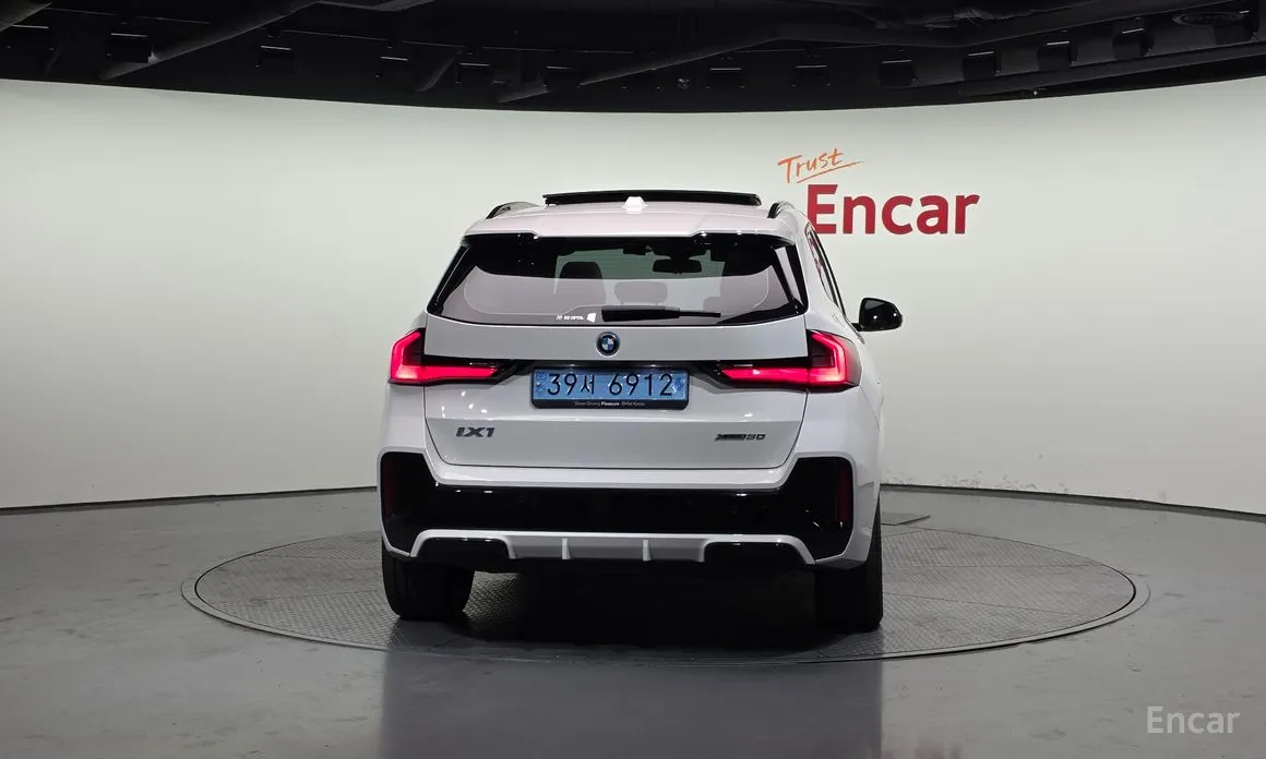 BMW iX1 2023 xDrive 30 M Sport