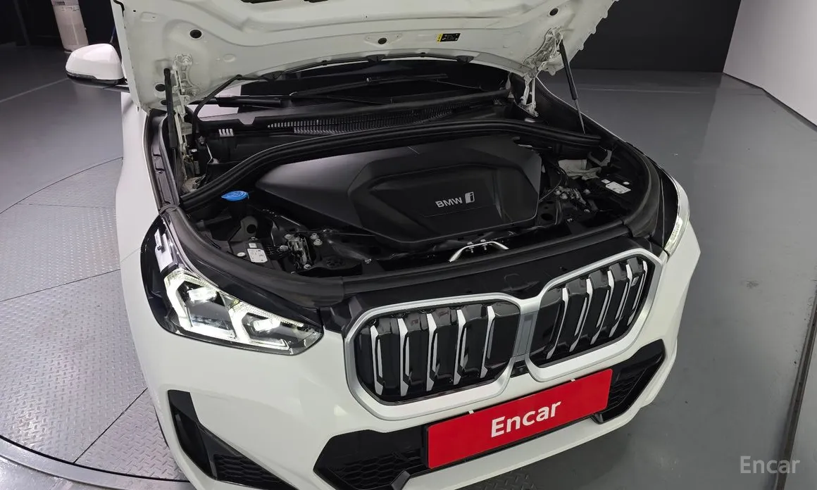 BMW iX1 2023 xDrive 30 M Sport