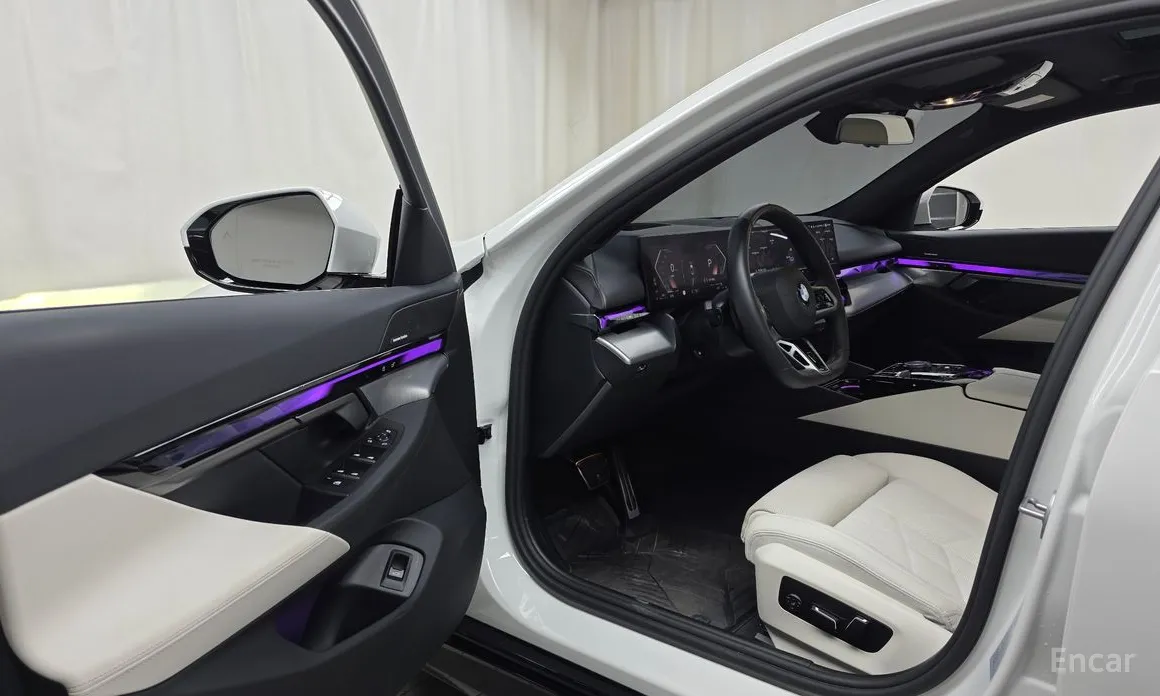 BMW 5 Series 2023 523d M Sport