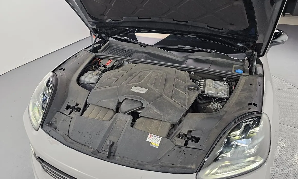 Porsche Cayenne 2019 3.0 COUPE PLATINUM EDITION