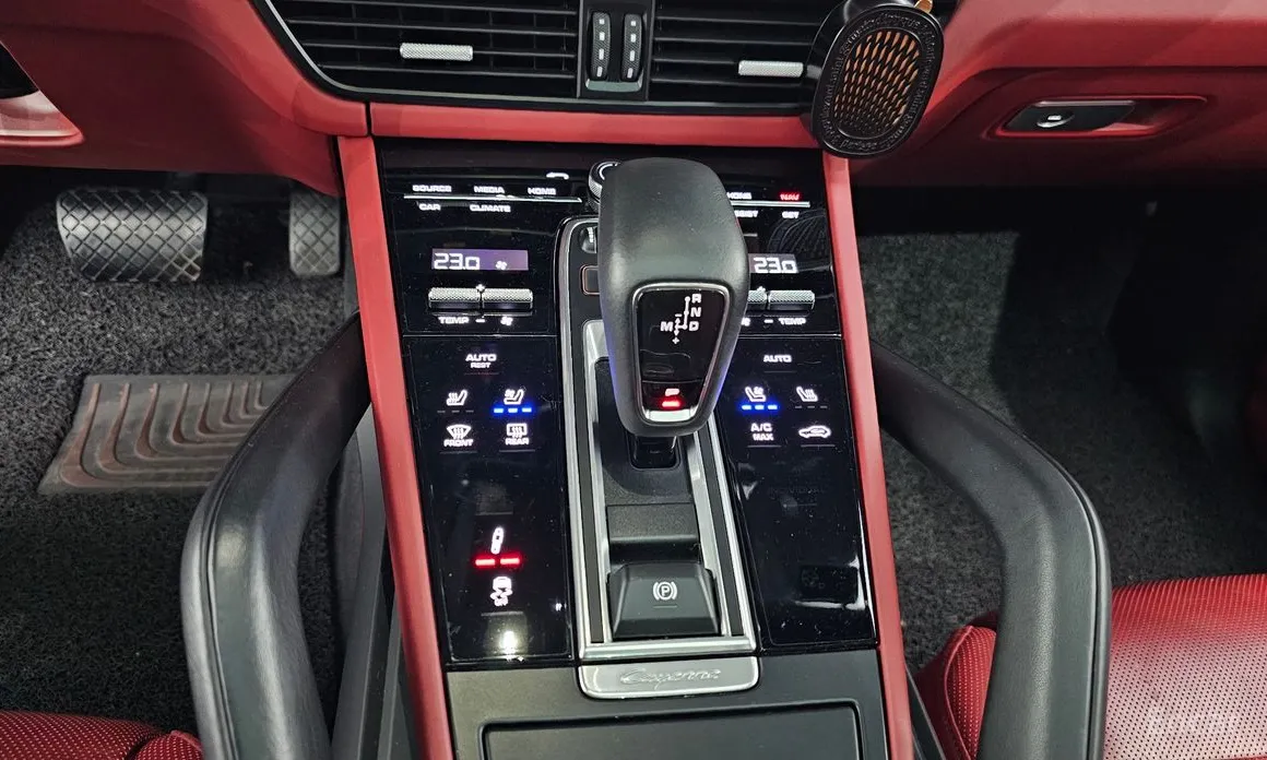 Porsche Cayenne 2019 3.0 COUPE PLATINUM EDITION