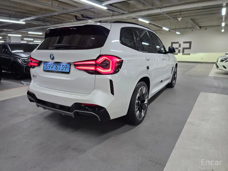 2021 BMW iX3