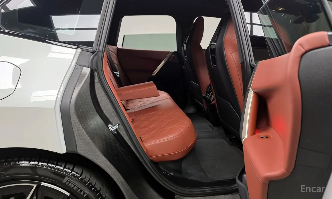 BMW iX 2021 xDrive50 Sports Plus