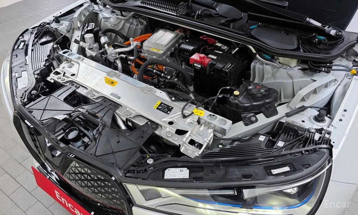 BMW iX 2021 xDrive50 Sports Plus