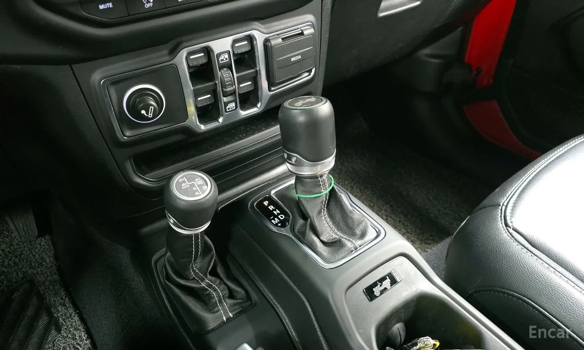 Jeep Wrangler 2018 2.0 Overland Power Top 4Door 80th Edition