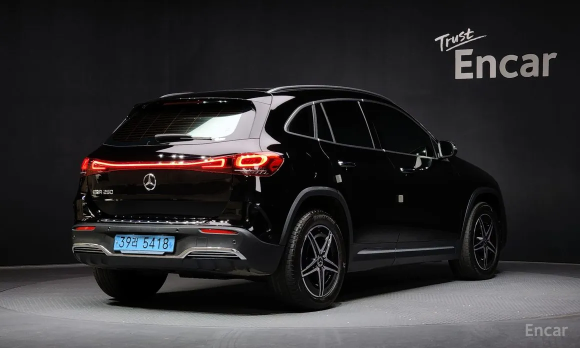 Mercedes-Benz EQA 2021 EQA250 AMG Line