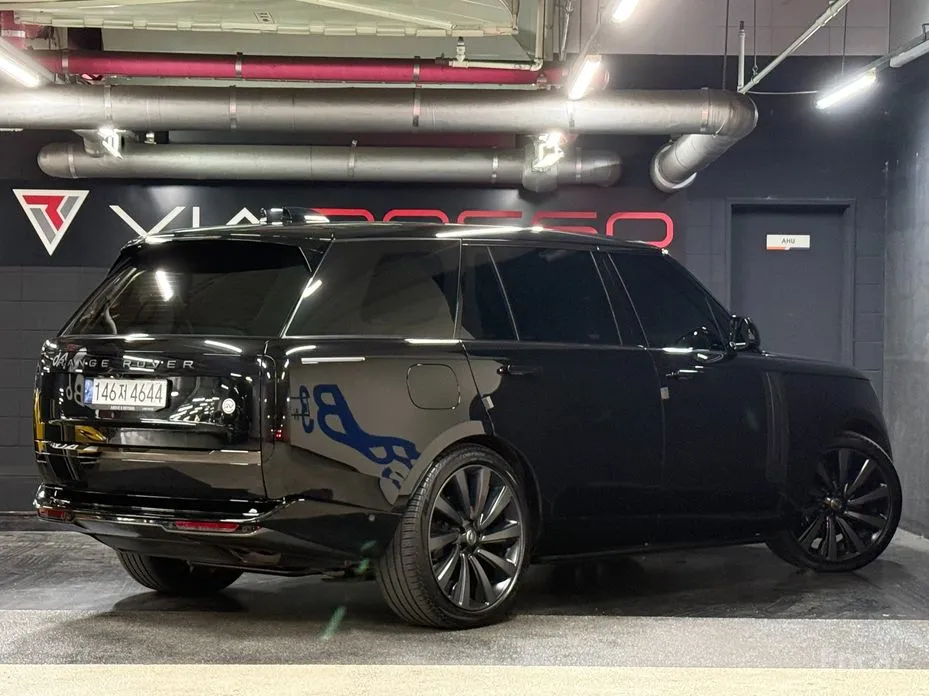 Land Rover Range Rover 2022 P530 SV Long Wheel Base