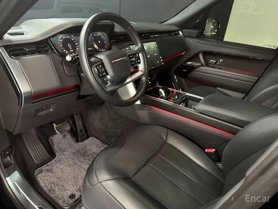 Land Rover Range Rover 2022 P530 SV Long Wheel Base