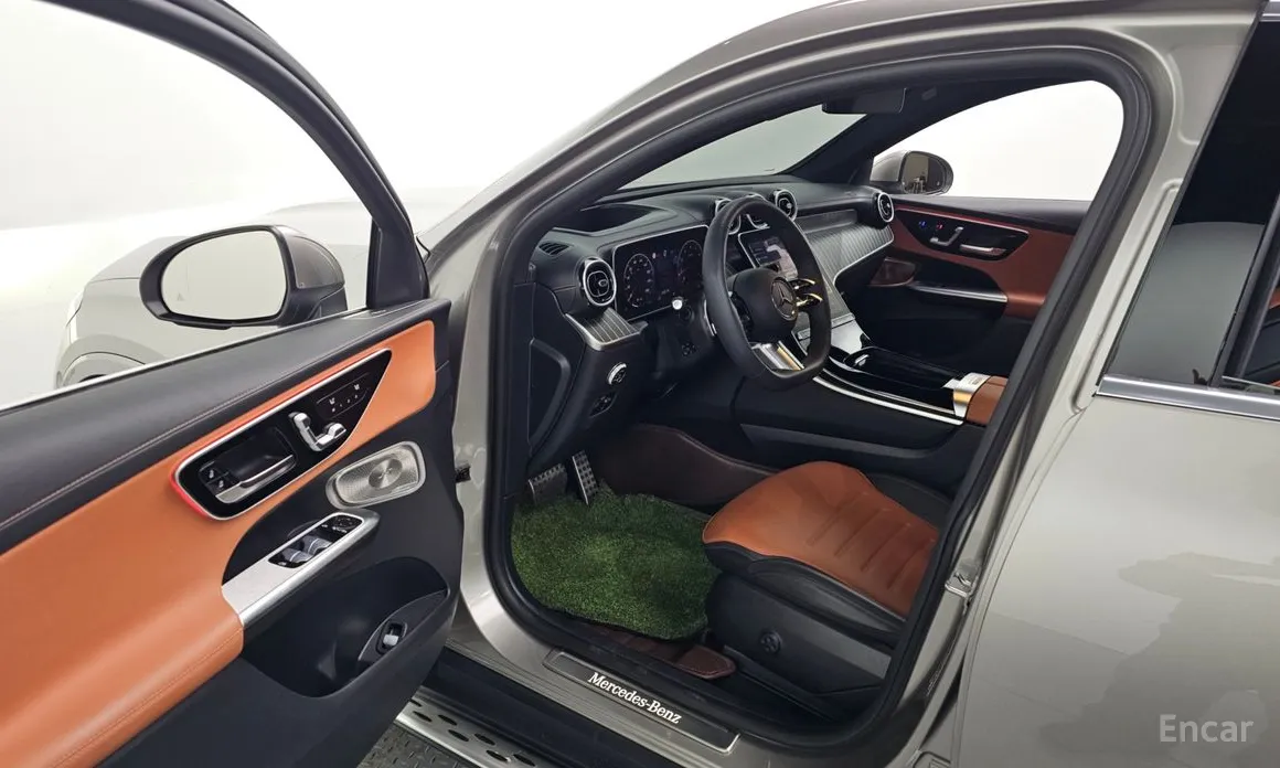 Mercedes-Benz GLC-Class 2023 GLC300 4MATIC Coupe