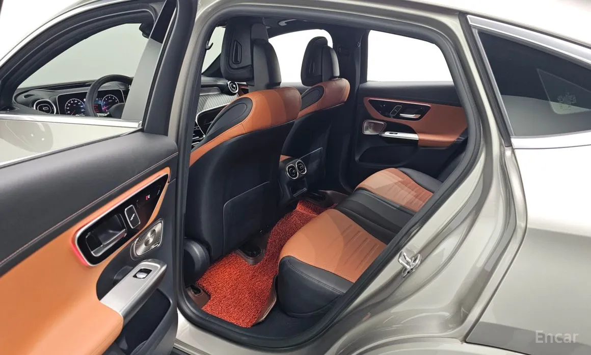 Mercedes-Benz GLC-Class 2023 GLC300 4MATIC Coupe