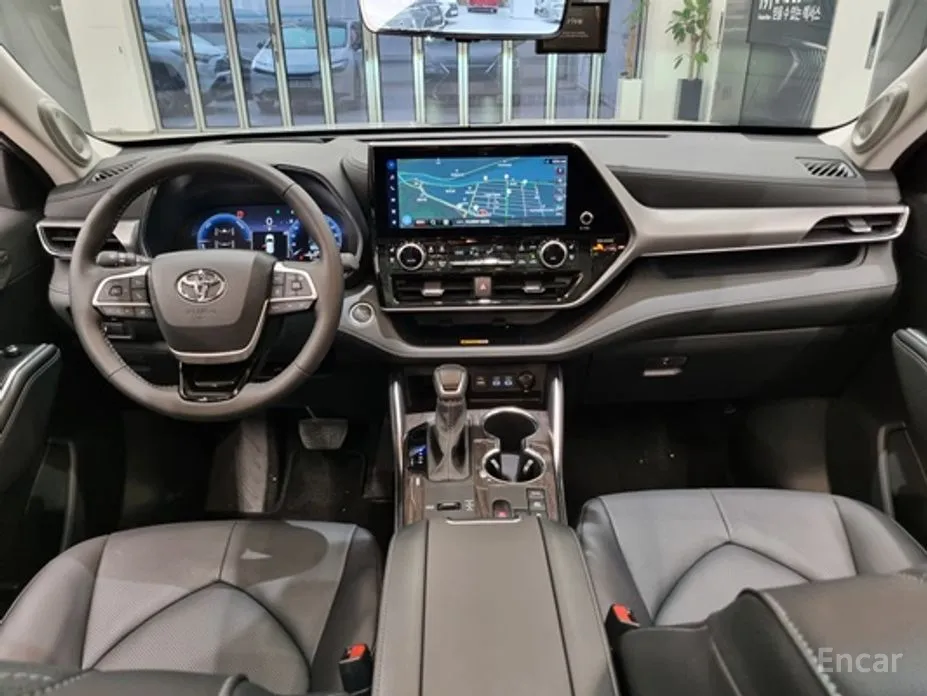 Toyota Highlander 2023 2.5 4WD Platimum
