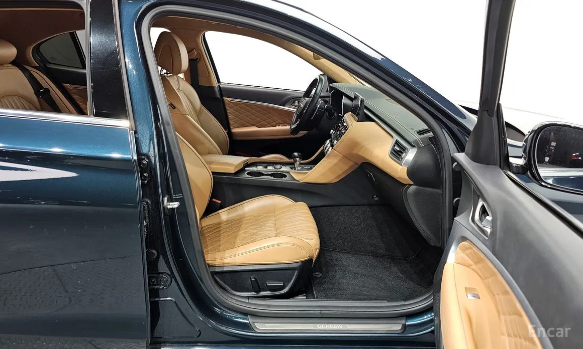 Genesis G70 2022 Gasoline 2.0T 2WD