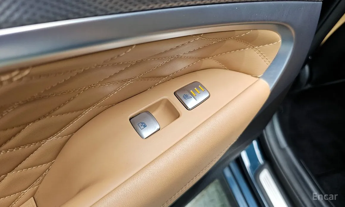 Genesis G70 2022 Gasoline 2.0T 2WD