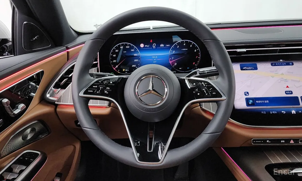 Mercedes-Benz E-Class 2024 E300 4MATIC Exclusive