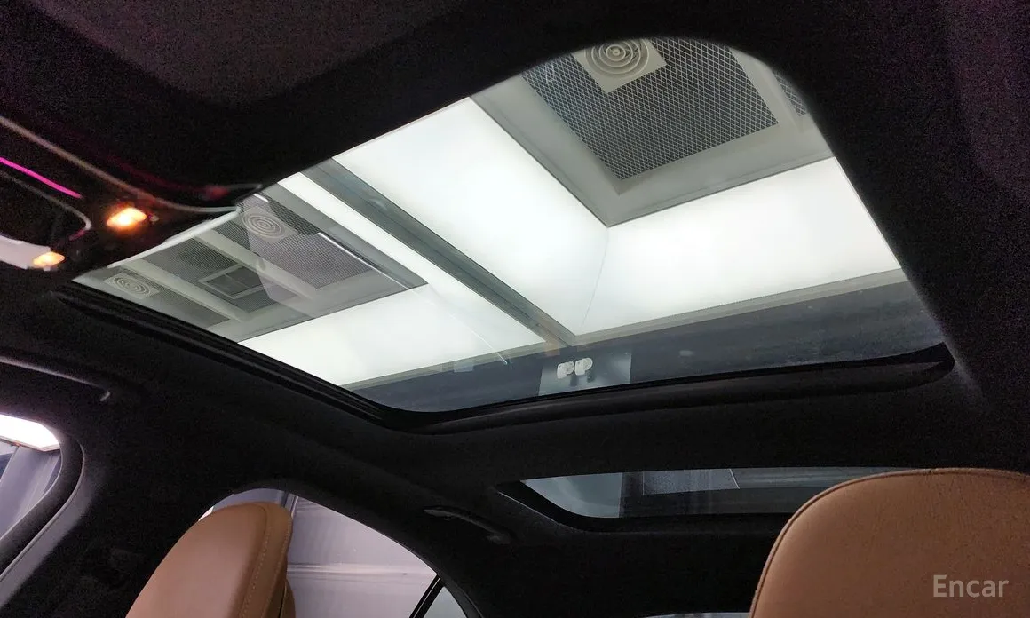 Mercedes-Benz E-Class 2024 E300 4MATIC Exclusive