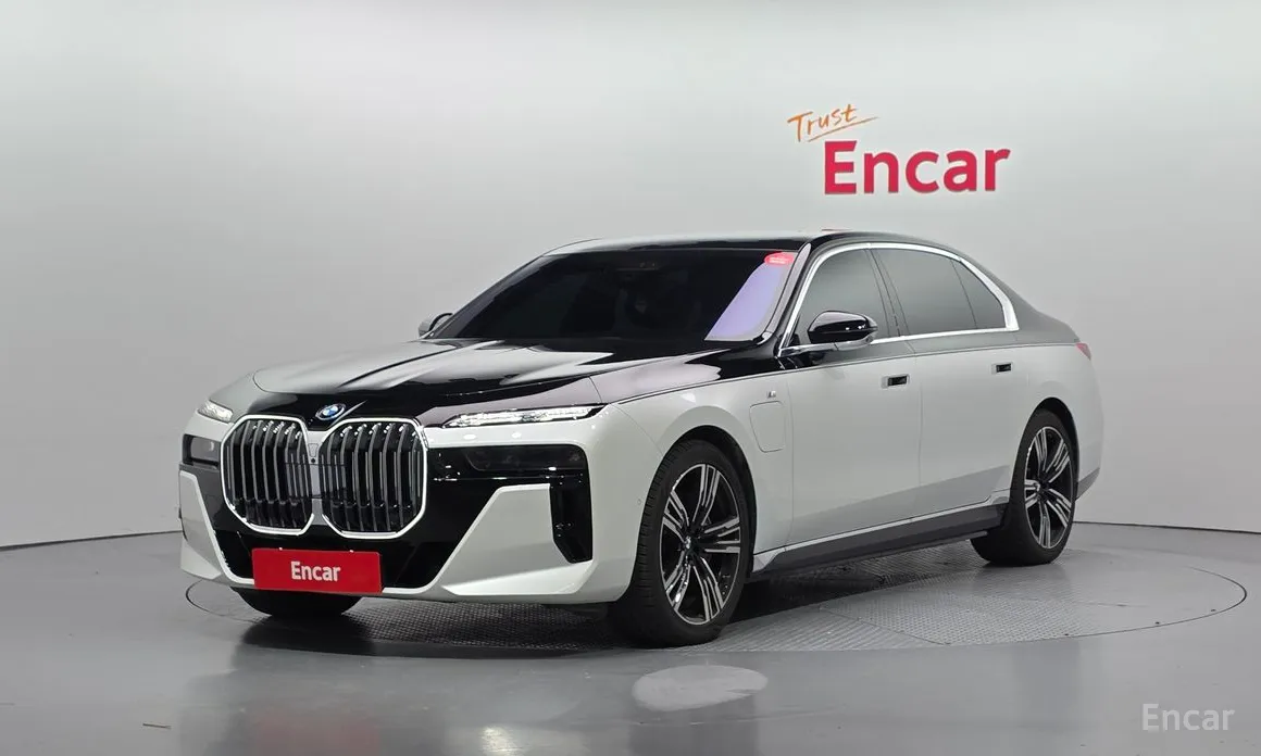BMW 7 Series 2022 750e xDrive M Sport