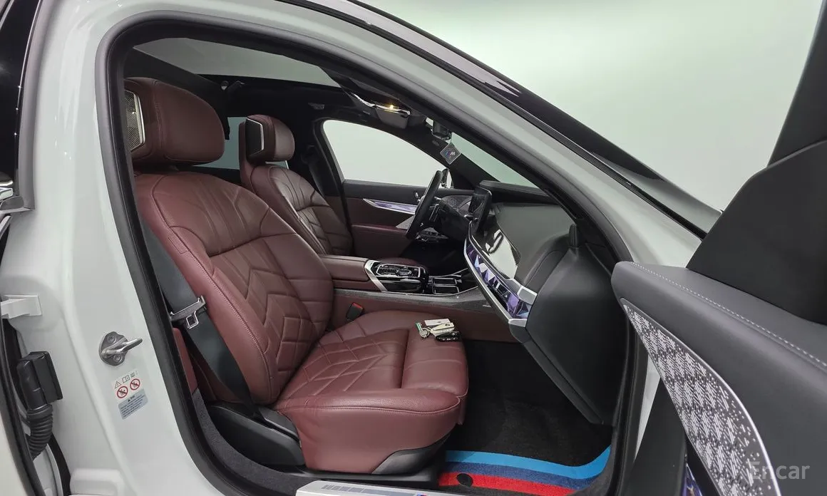 BMW 7 Series 2022 750e xDrive M Sport