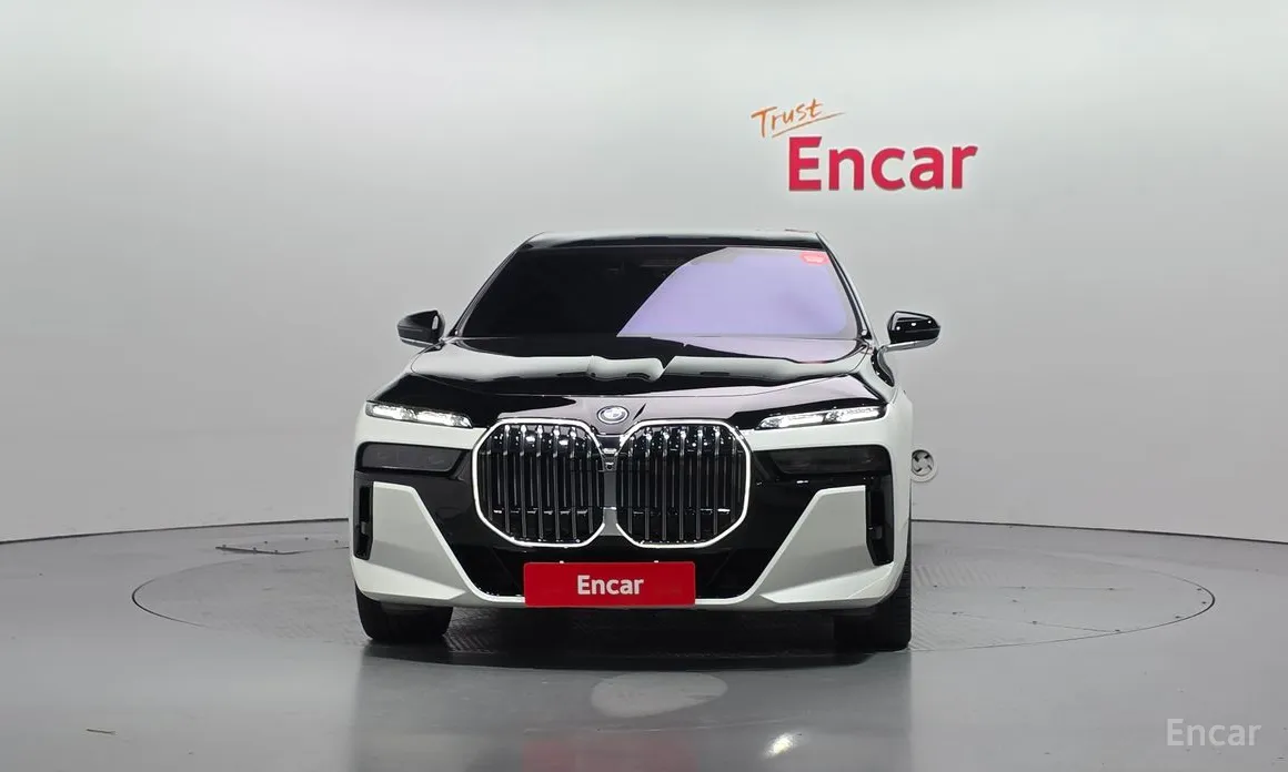 BMW 7 Series 2022 750e xDrive M Sport