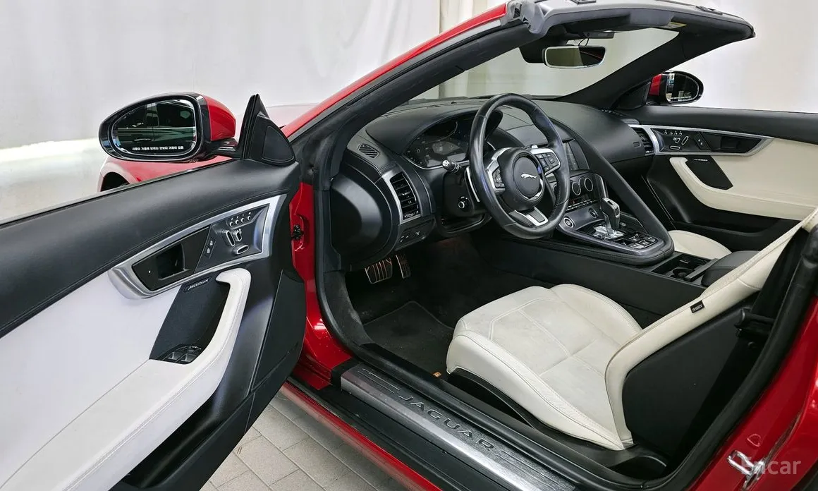 Jaguar F-Type 2013 P300 Convertible