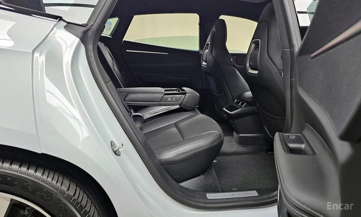 Polestar 4 2024 Long Range Single Moter