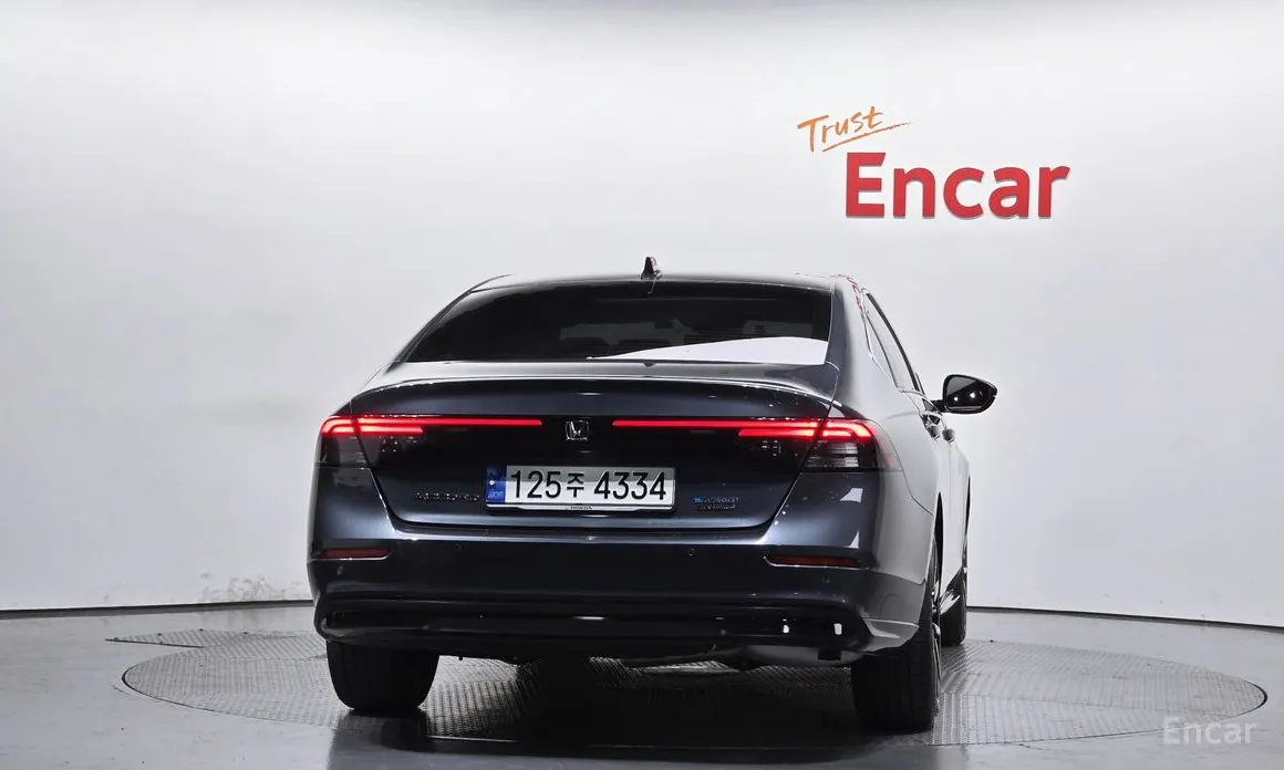 Honda Accord 2023 2.0 Hybrid Touring