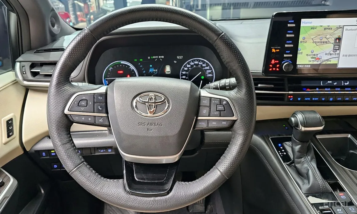 Toyota Sienna 2020 2.5 Hybrid 2WD