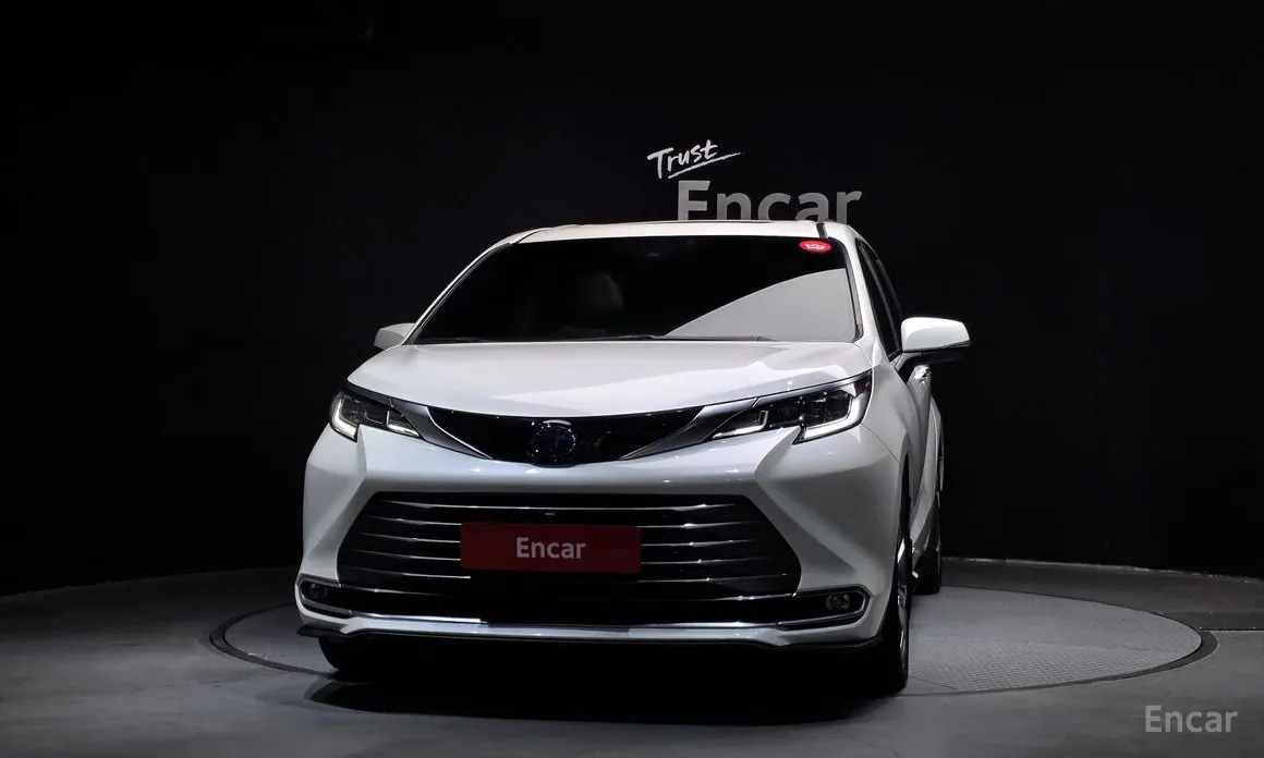 Toyota Sienna 2020 2.5 Hybrid 2WD