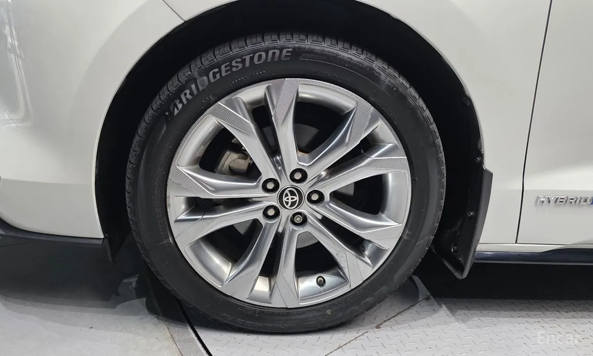 Toyota Sienna 2020 2.5 Hybrid 2WD