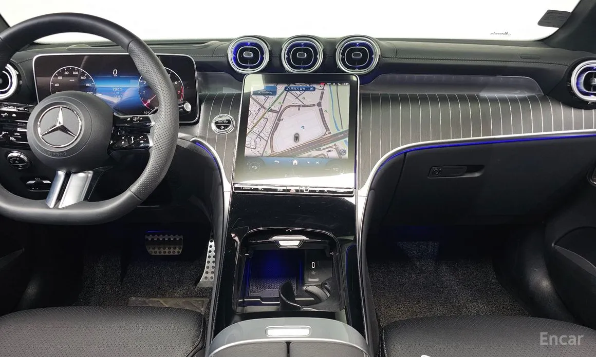 Mercedes-Benz GLC-Class 2023 GLC300 4MATIC AMG Line