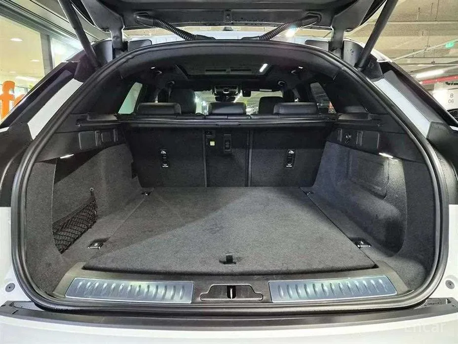 Land Rover Range Rover Velar 2017 2.0 P250 Dynamic SE