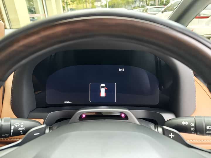 Toyota Vellfire 2025 2025款 皇冠 双擎 2.5L 墨金行政版