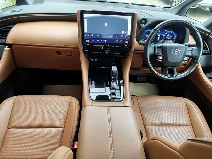 Toyota Vellfire 2025 2025款 皇冠 双擎 2.5L 墨金行政版