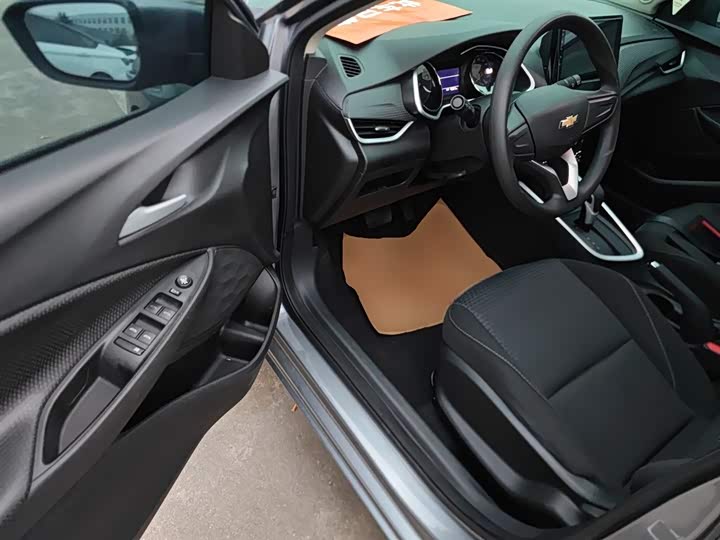 Chevrolet Onix (Cavalier) 2022 2022款 325T 自动欣悦版