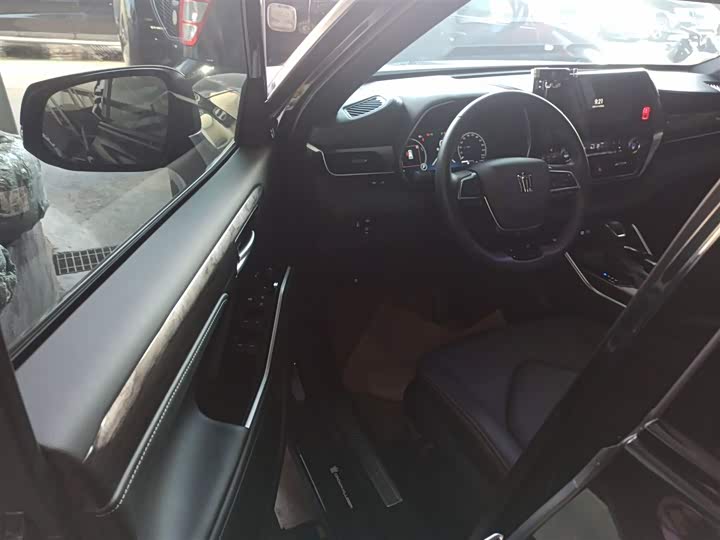 Toyota Crown Kluger 2024 2024款 2.5L HEV四驱豪华版