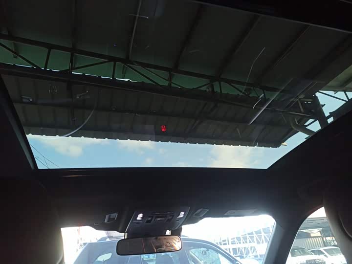 Toyota Crown Kluger 2024 2024款 2.5L HEV四驱豪华版