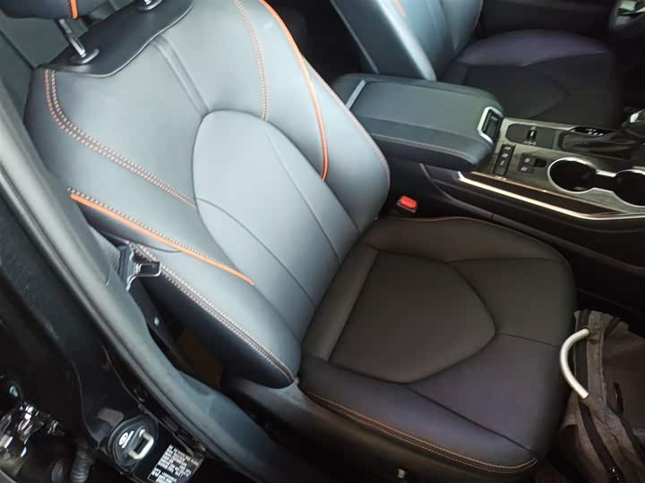 Toyota Crown Kluger 2024 2024款 2.5L HEV四驱豪华版