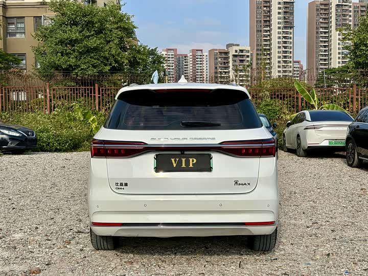 BYD Song Max Hybrid 2022 2022款 DM-i 105KM 旗舰型