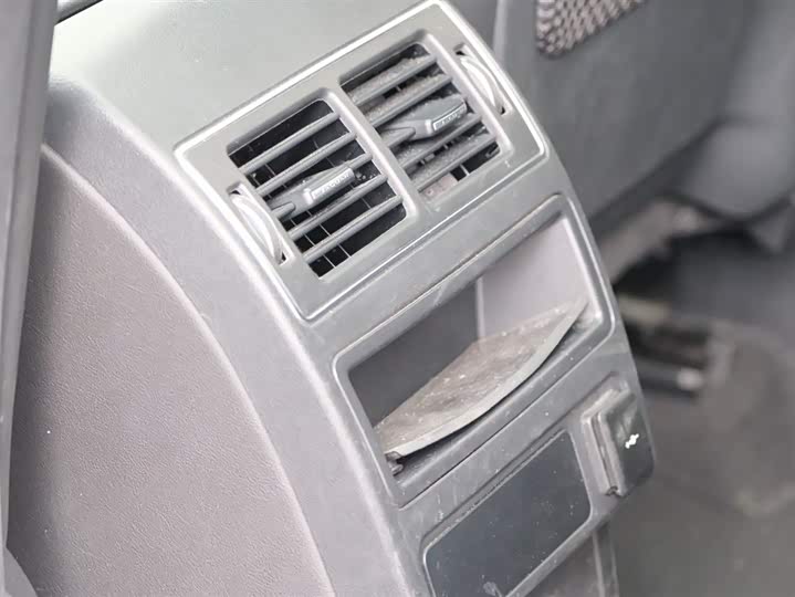 Jaguar F-Pace 2024 2024款 P250 R-Dynamic SE