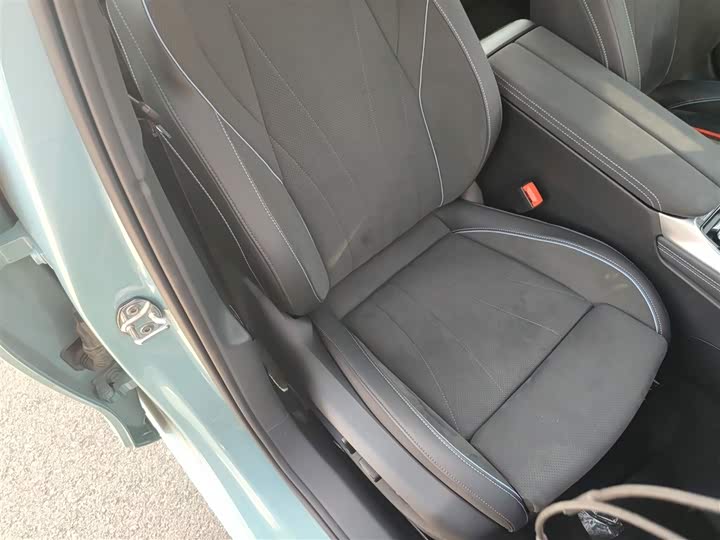 Volkswagen Passat 2025 2025款 Pro 380TSI 星空龙尊版