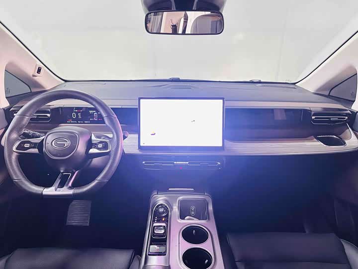 GAC Trumpchi E8 2024 2024款 荣耀系列 2.0L 荣耀版