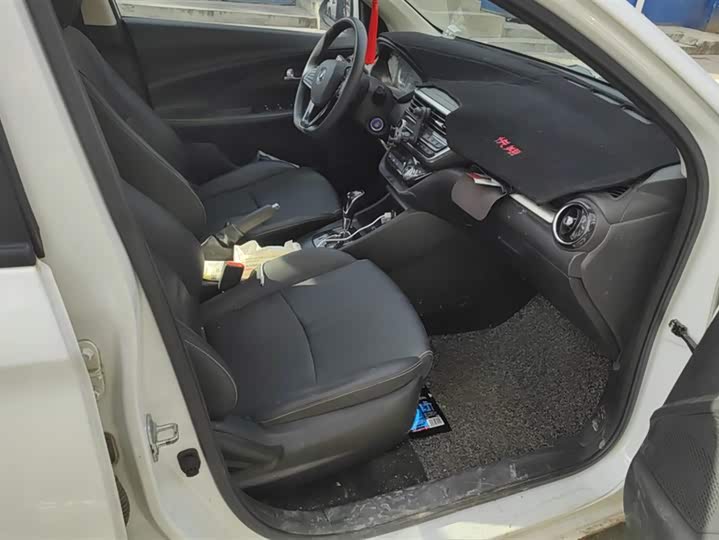 Changan Alsvin 2019 2019款 1.5L DCT舒适型 国VI