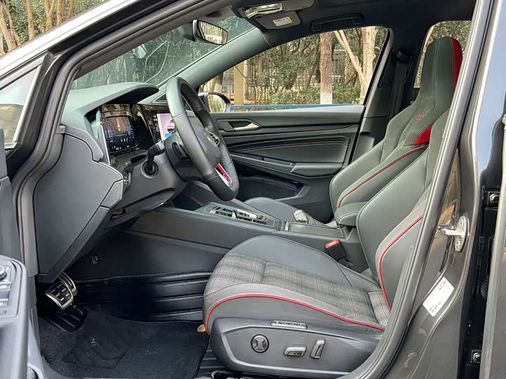 Volkswagen Golf GTI 2023 2023款 380TSI DSG GTI