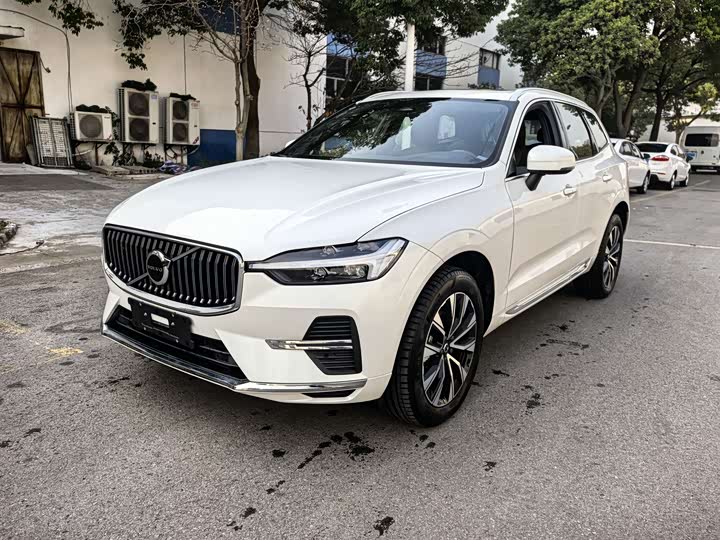 Volvo XC60 2025 2025款 B5 四驱智远豪华版