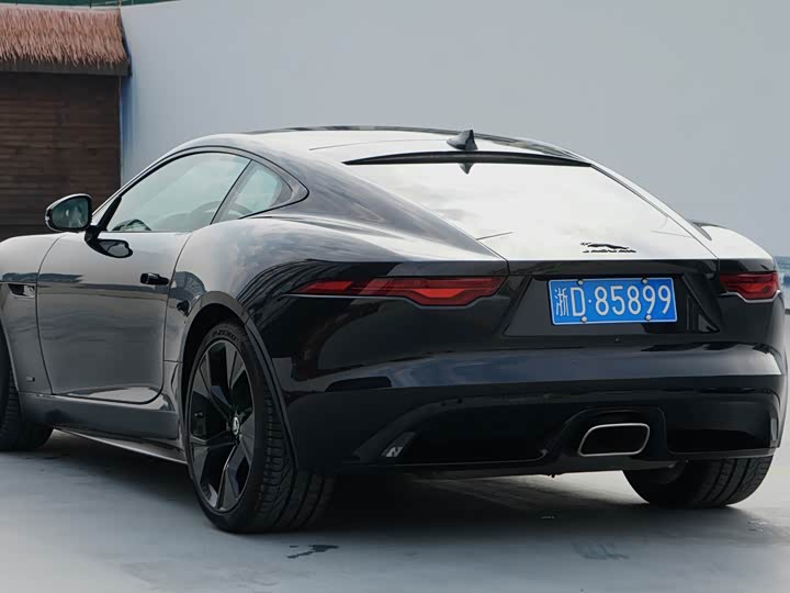 Jaguar F-Type 2024 2024款 P300 75周年典藏硬顶版