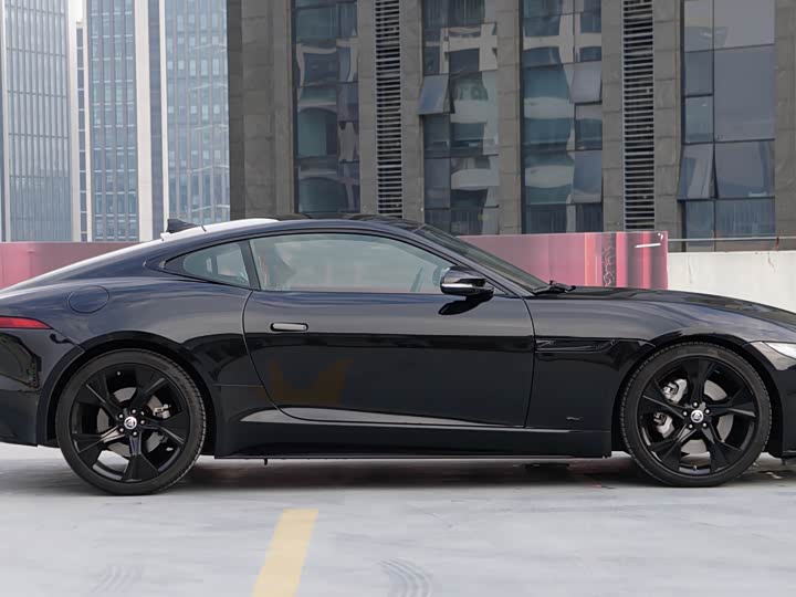 Jaguar F-Type 2024 2024款 P300 75周年典藏硬顶版